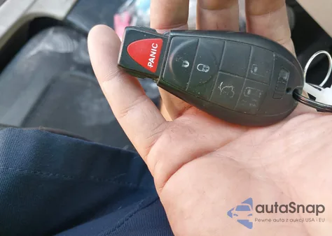 2013 Dodge Grand Caravan Sxt из США, поврежденный, VIN 2C4RDGCGXDR718275